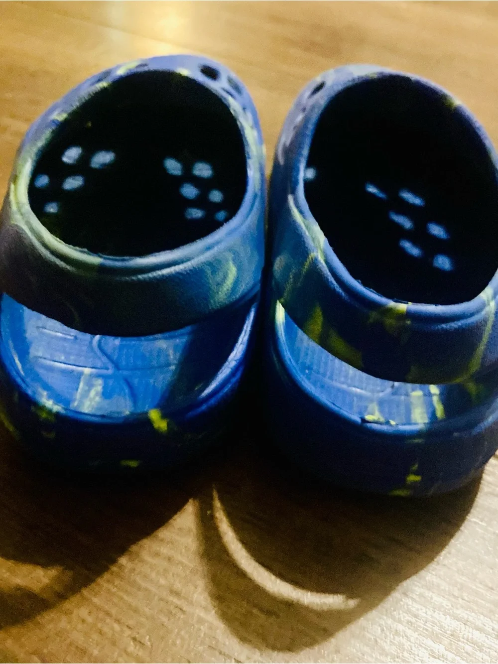 Little Kids Croc Style Sandals Blue/Green Size 11 - Great condition